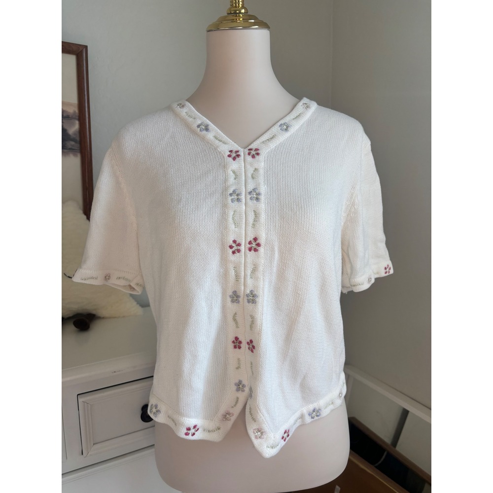 Vintage Floral Embroidered cottage core Knit Sweater Christopher & Banks